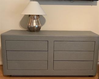 6-Drawer Dresser, Accent Lamp