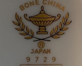 Noritake Bone China Shenandoah 8 Place Settings in Mint Condition