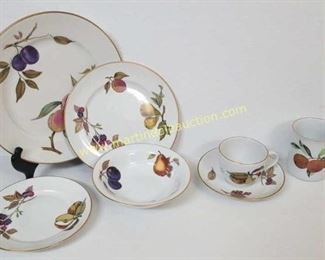 Royal Worcester EVESHAM