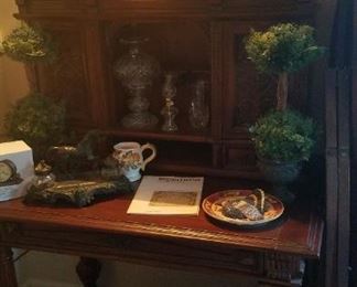 Plantation style desk, slag glass desk lamp