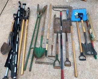 Shovels, rakes & hoes