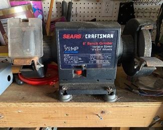 Bench grinder