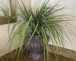 Faux palm plant w/planter