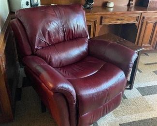 Leather remote recliner