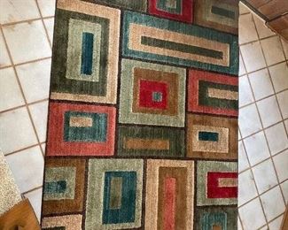 Geometric patterned rug
