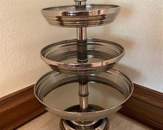 Stainless trio server