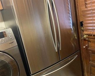 Stainless Samsung French door w/drawer refrigerator