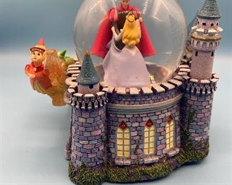 Cinderella & her prince music globe