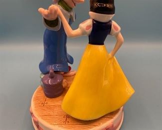 Snow White dancing w/dwarf music box