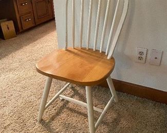White & brown wood slat side chair
*we have one