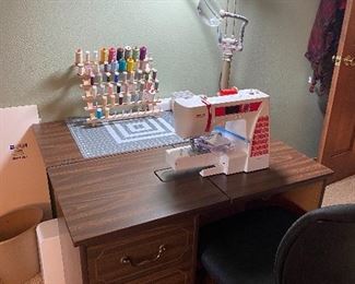 Craft desk