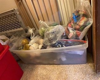 Side view of bin in yarn sold in bundles