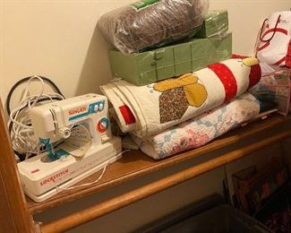 Singer Lock Stitch sewing machine
+
Quilts