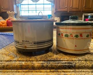 Slow cooker
Rice cooker