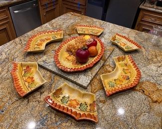 Williams-Sonoma platter w/6 add on pieces