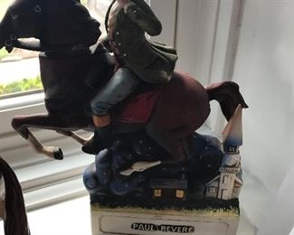 Really, they staged Paul behind the Queen?