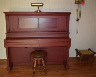 Beautiful&nbsp;Player Piano from Lindeman and Sons Piano Company that Works! Manufactured in 1913. Includes Boxes of Player Piano Rolls!