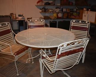 Outdoor Furniture: Wrought Iron Round Table and 4 Vintage Arm Chairs 