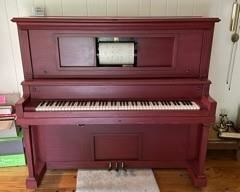 Beautiful&nbsp;Player Piano from Lindeman and Sons Piano Company that Works! Manufactured in 1913.  Includes Boxes of Player Piano Rolls!
