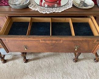 Velvet lined drawer. 