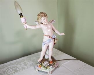 001 Antique Cupid Lamp