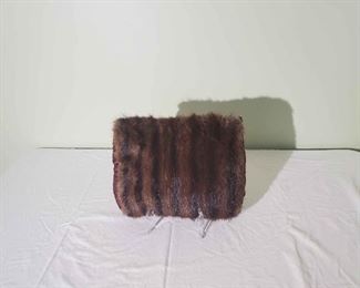 007 Rare Fur Muffler