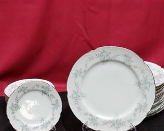 Mikasa Bread and Dinner Plates