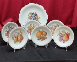 Schumann Serving Platter with Plates