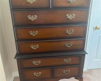 Bombay Highboy Dresser
Like new condition! 
Measures: 37” across x 19” deep x 61” tall.
Must be able to move from upstairs & load yourself.