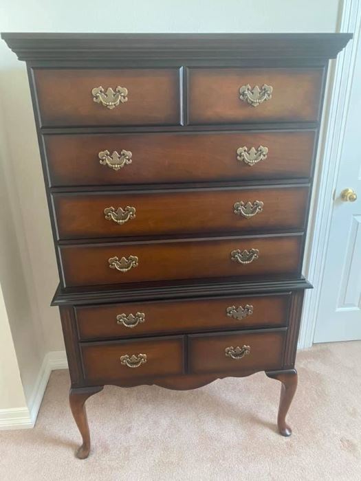 Bombay Highboy Dresser
Like new condition! 
Measures: 37” across x 19” deep x 61” tall.
Must be able to move from upstairs & load yourself.