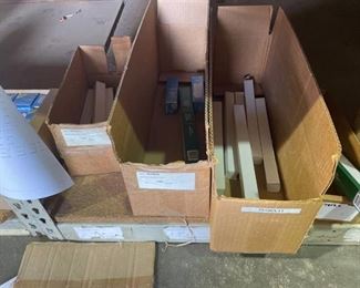 assorted tubular and chandelier bulbs