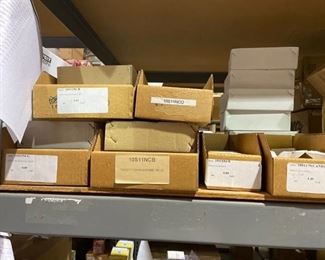 assorted round small bulbs