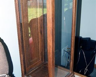 Display Case - About 12x12x24