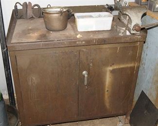 Metal Workbench & Vise