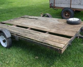 Small Trailer (No title) Nice but needs 2 new deck boards