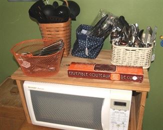 Microwave & Kitchen Items
