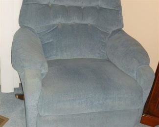 Another rocker/recliner La-Z-Boy