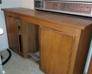 $20.00 Work room cabinet