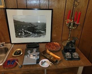 Enamel on copper plates, Ink well set