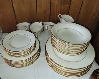 $50.00, Noritake Ivory Tulane, service for 8 minus one bread plate