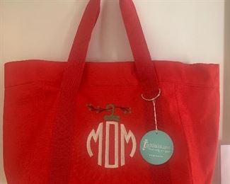 #1136F  - “Mom” tote bag 20” x  14” - $12