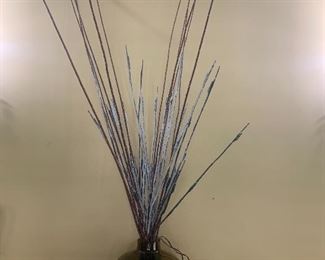 #1262A. Vase with lighted stems $5