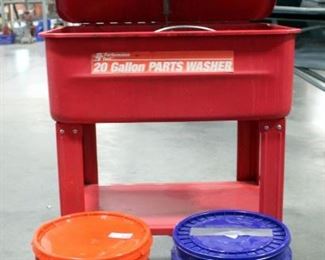 Performance Tool 20 Gallon Parts Washer, 34.5" x 31" x 21", Includes Cleaning Solution