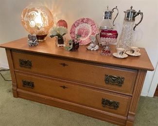 Antique 2 drawer chest
