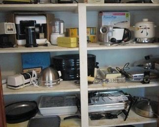 Small Appliances...Some Vintage...