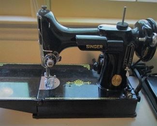 Singer Featherweight Sewing Machine