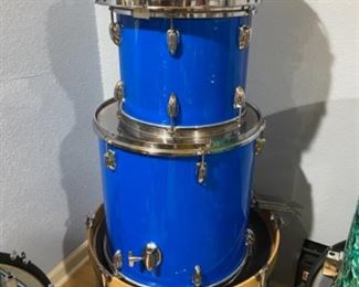 #2 - $550 Custom drum kit (4 pc) Electric Blue - 22K, 16T, 12T, 14S (chrome)