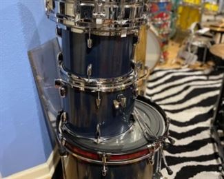 9-$400 Custom Drums Kit, (4PC) Blue Sparkle - 20K, 13T, 12T, 14S(chrome) 