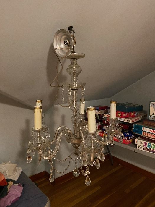 Working vintage chandelier 