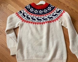 Men’s Reindeer and Snowflake sweater by Lillunn 